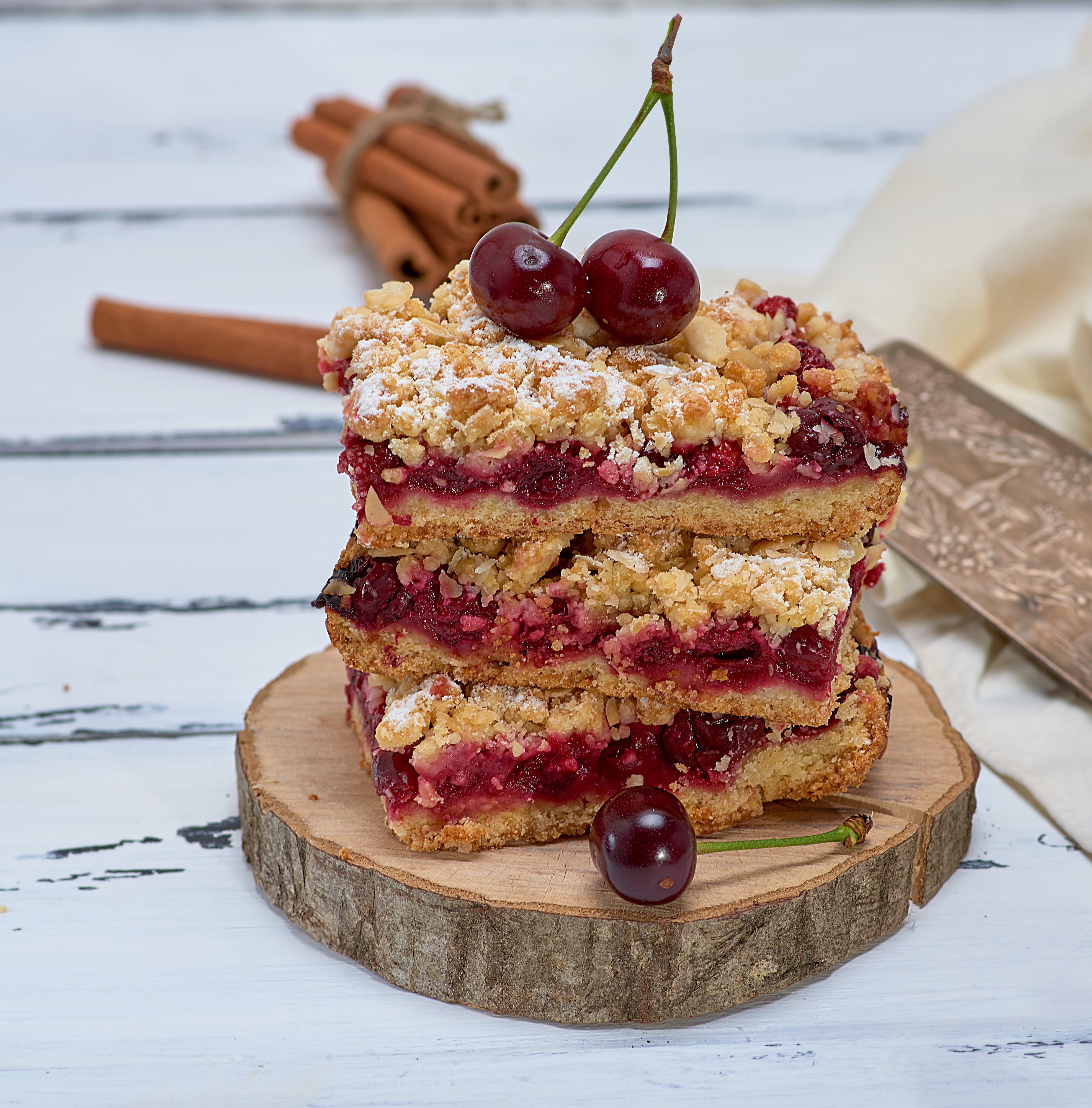 Cherry Crumble Bars